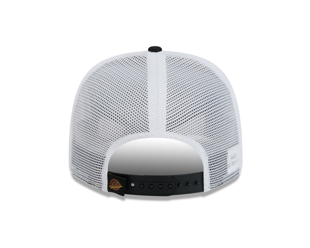 Vancouver Canucks NHL New Era Men Black 9Seventy Trucker Snapback Hat product image 2, provided for visual reference and
