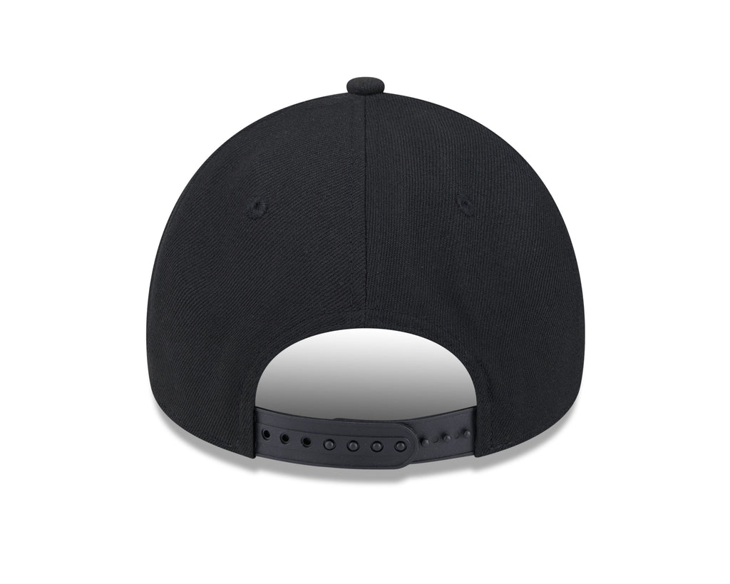 Chicago Blackhawks NHL New Era Men Black 9Forty A-Frame Snapback product image 2, provided for visual reference and product