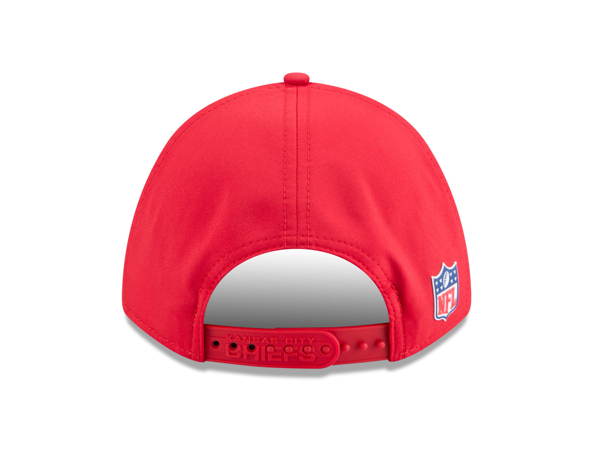 Kansas City Chiefs NFL New Era Men Red 9Forty 2025 Sideline M-Crown Snapback product image 2, provided for visual reference