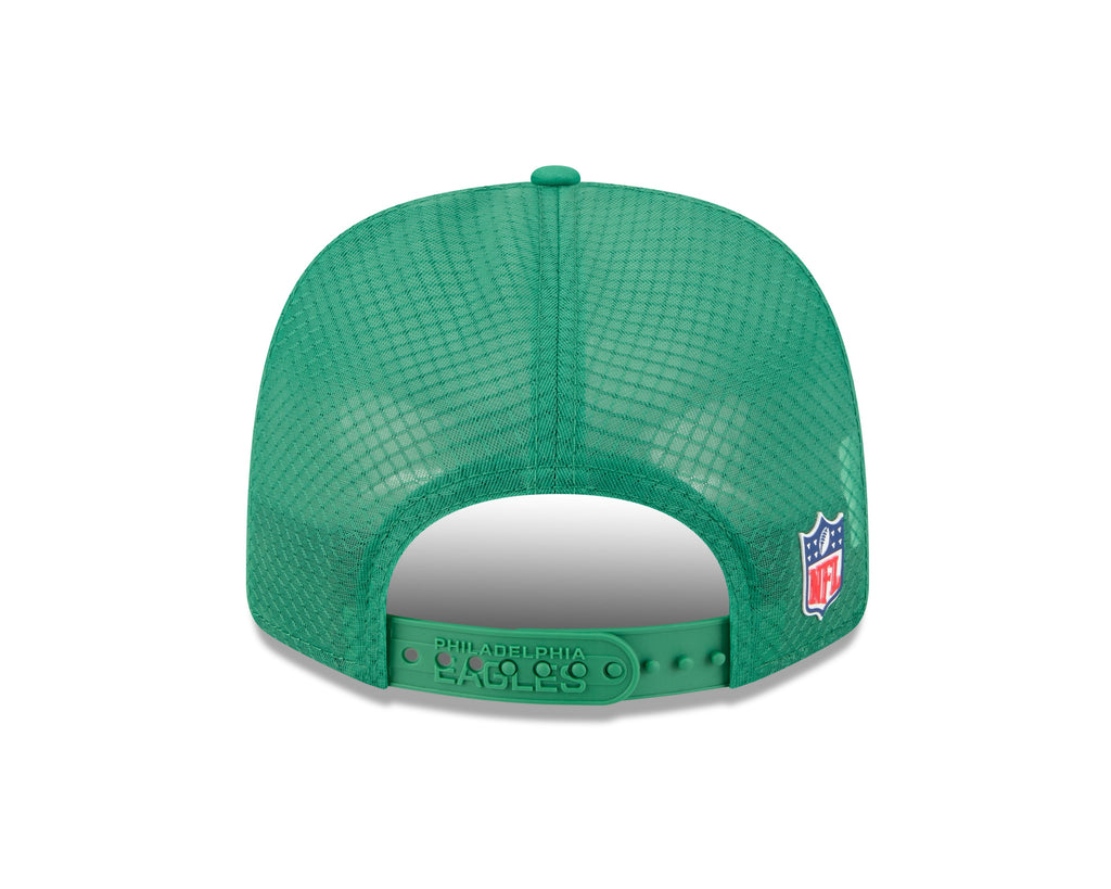Philadelphia Eagles NFL New Era Men Green 9Seventy 2025 Sideline Hot Weather Trucker Snapback product image 2, provided for