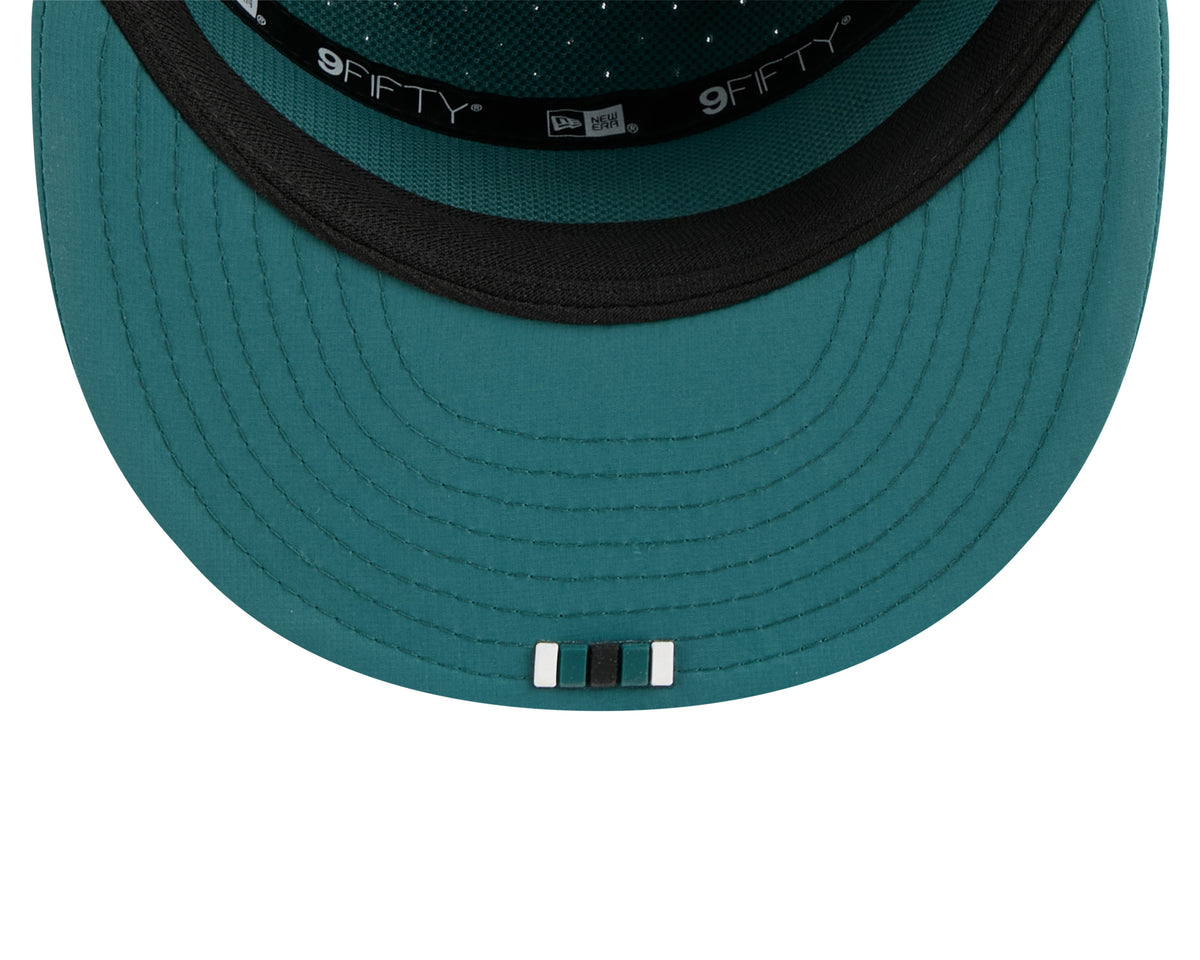 Philadelphia Eagles NFL New Era Men Green 9Fifty 2025 Sideline Hot Weather Split Panel Snapback product image 4, provided