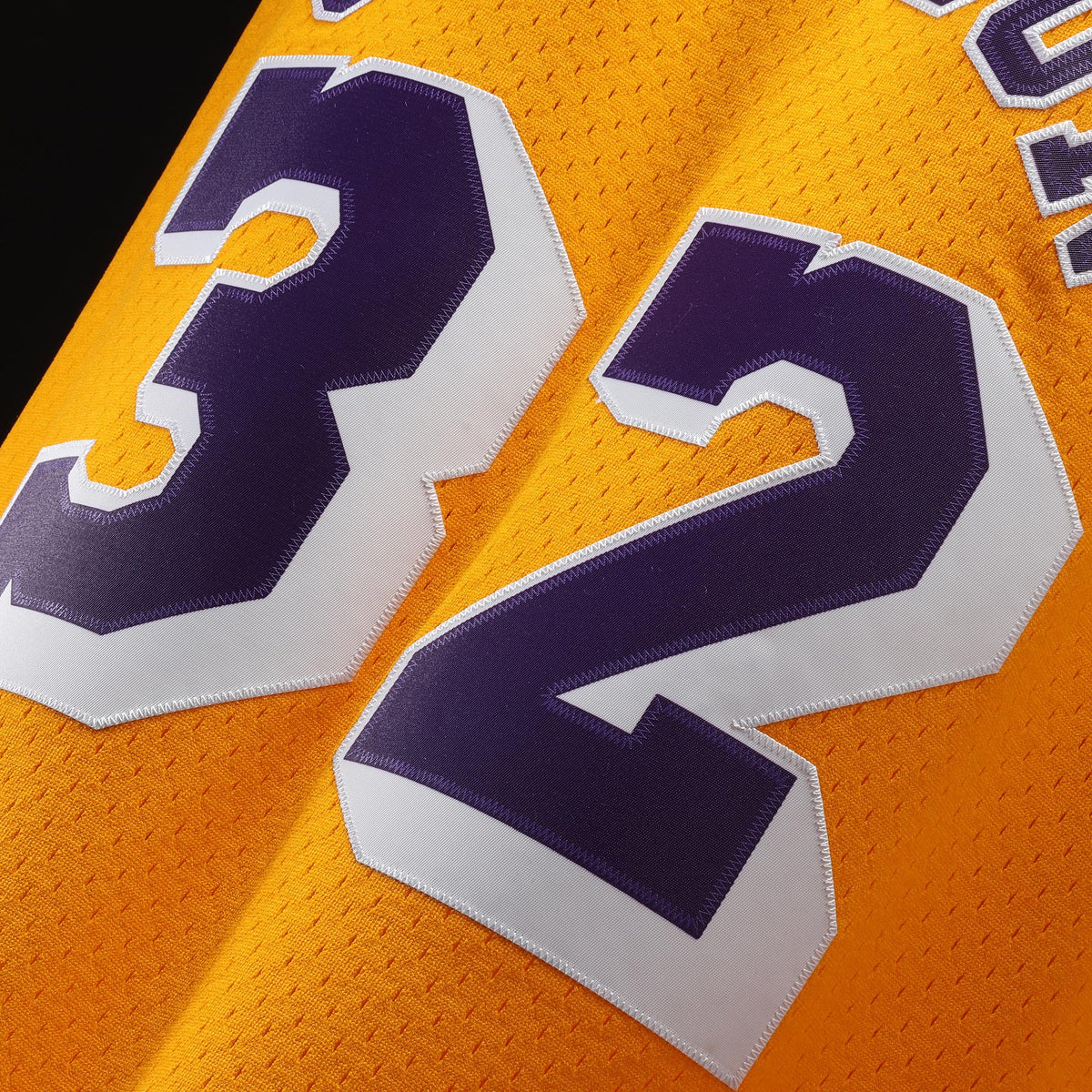 Magic Johnson Los Angeles Lakers Gold 1984-85 Hardwood product image 6
