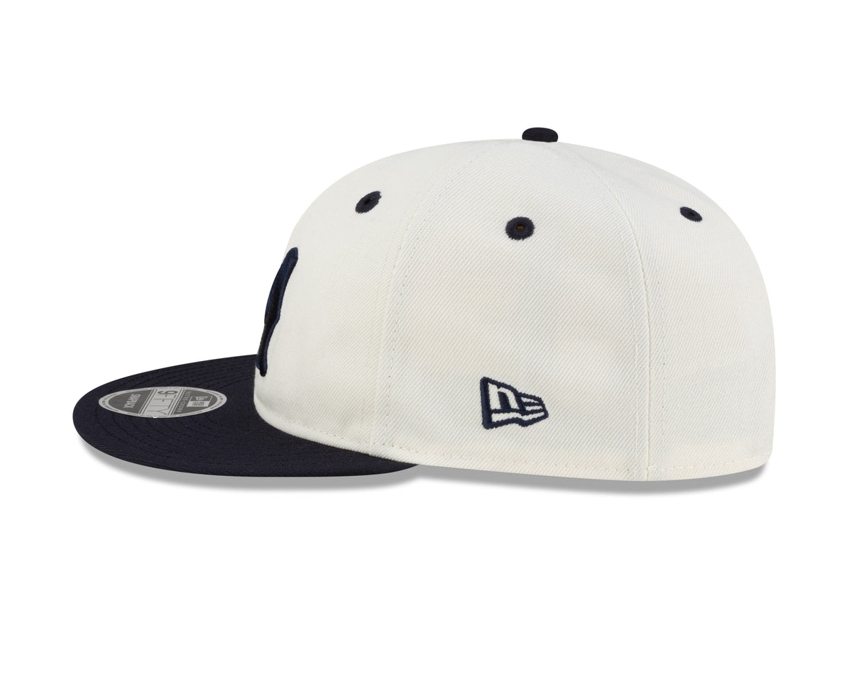 Montreal Royals MiLB New Era Men Chrome White/Navy 9Fifty Retro Crown Snapback product image 3, provided for visual