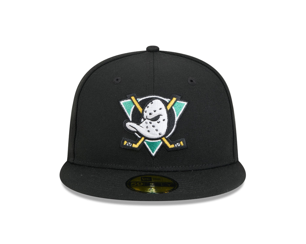 Anaheim Ducks NHL New Era Men Black 59Fifty Core Fitted Hat product image 3, provided for visual reference and product