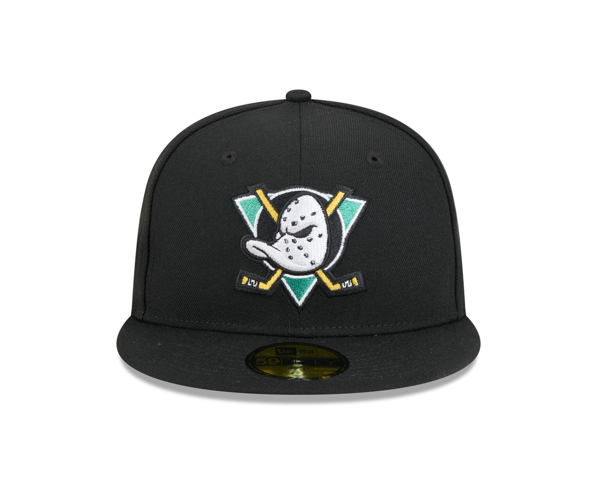 Anaheim Ducks NHL New Era Men Black 59Fifty Core Fitted Hat product image 3, provided for visual reference and product