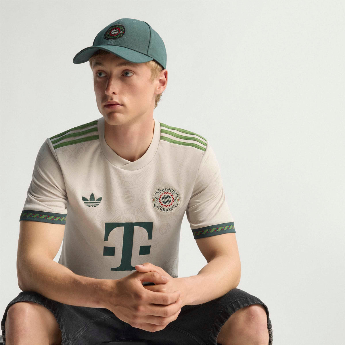 Bayern Munich Bundesliga Adidas Men Beige 2025/26 Wiesn Replica Jersey product image 10, provided for visual reference and