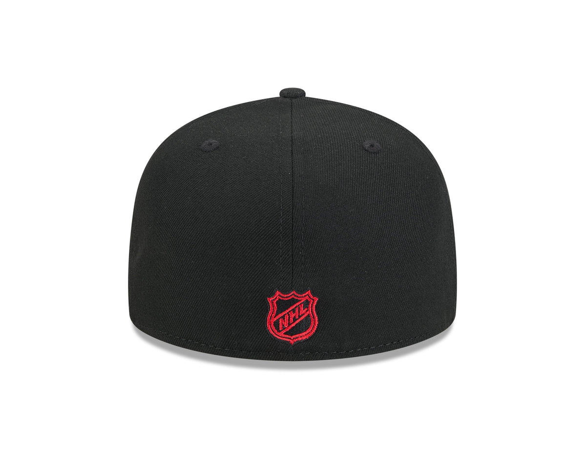 Chicago Blackhawks NHL New Era Men Black 59Fifty Core Fitted Hat product image 2, provided for visual reference and product
