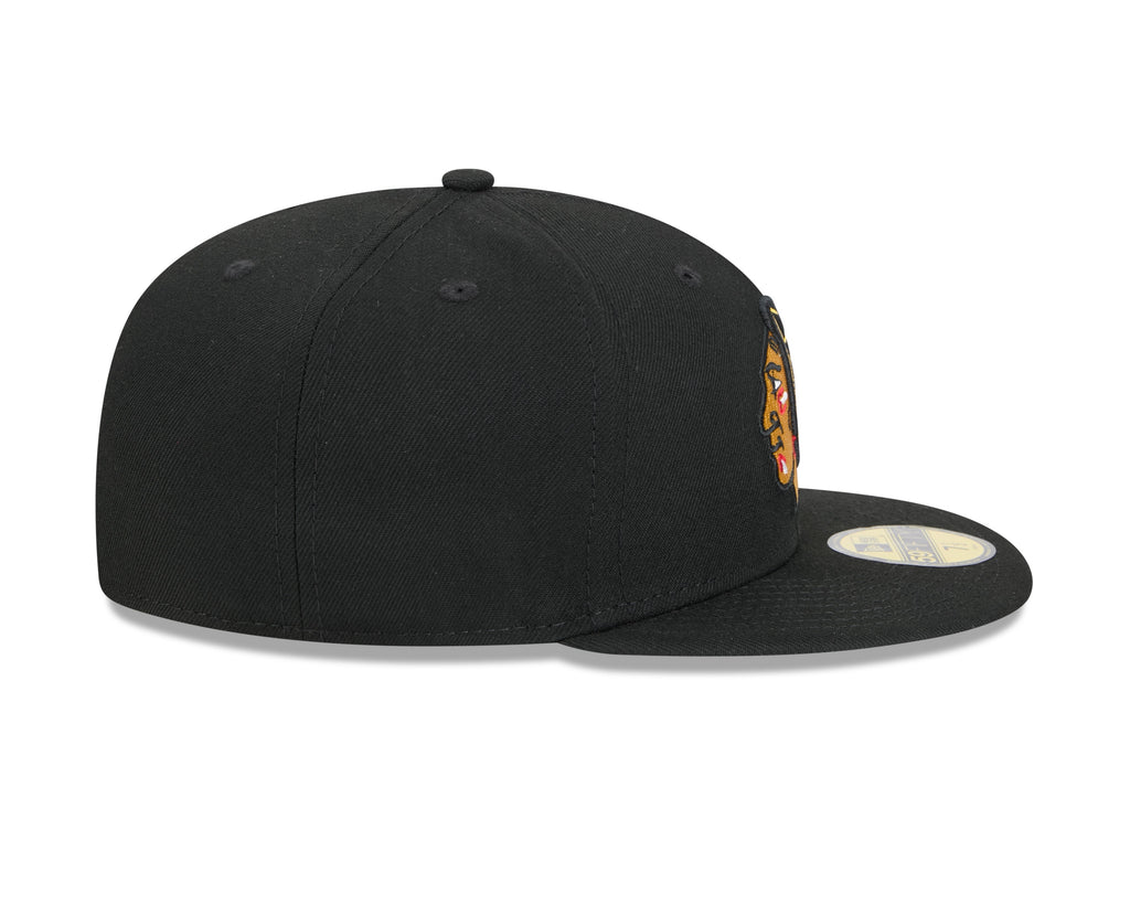 Chicago Blackhawks NHL New Era Men Black 59Fifty Core Fitted Hat product image 6, provided for visual reference and product