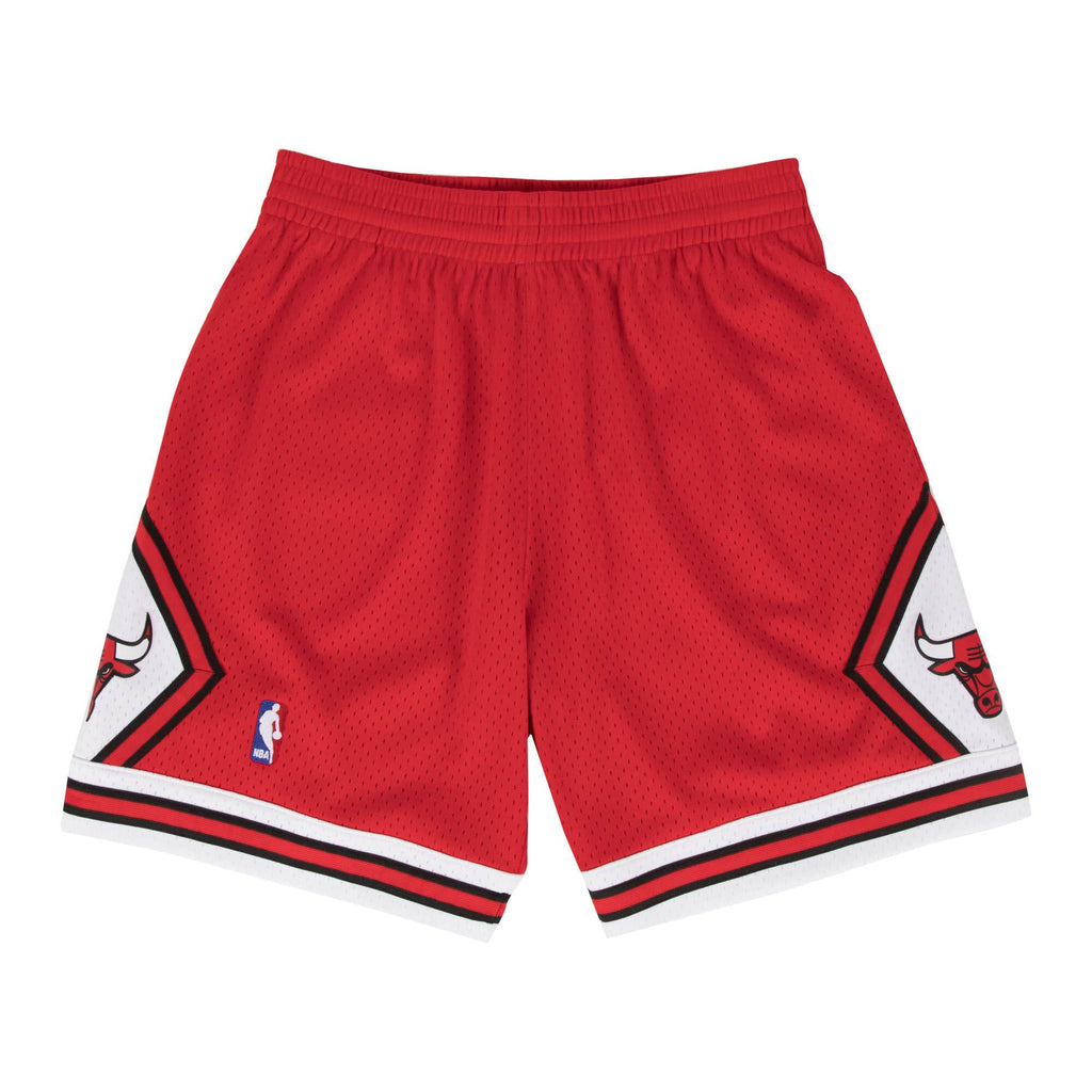 Chicago Bulls NBA Mitchell & Ness Men Red 1997-98 Hardwood Classics Swingman Shorts product image 1, provided for visual