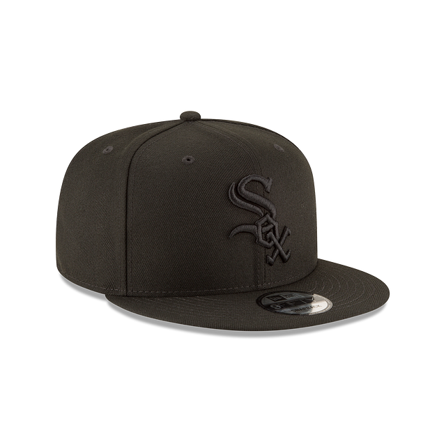 Chicago White Sox MLB New Era Men Black on Black 9Fifty Basic Snapback product image 3, provided for visual reference and