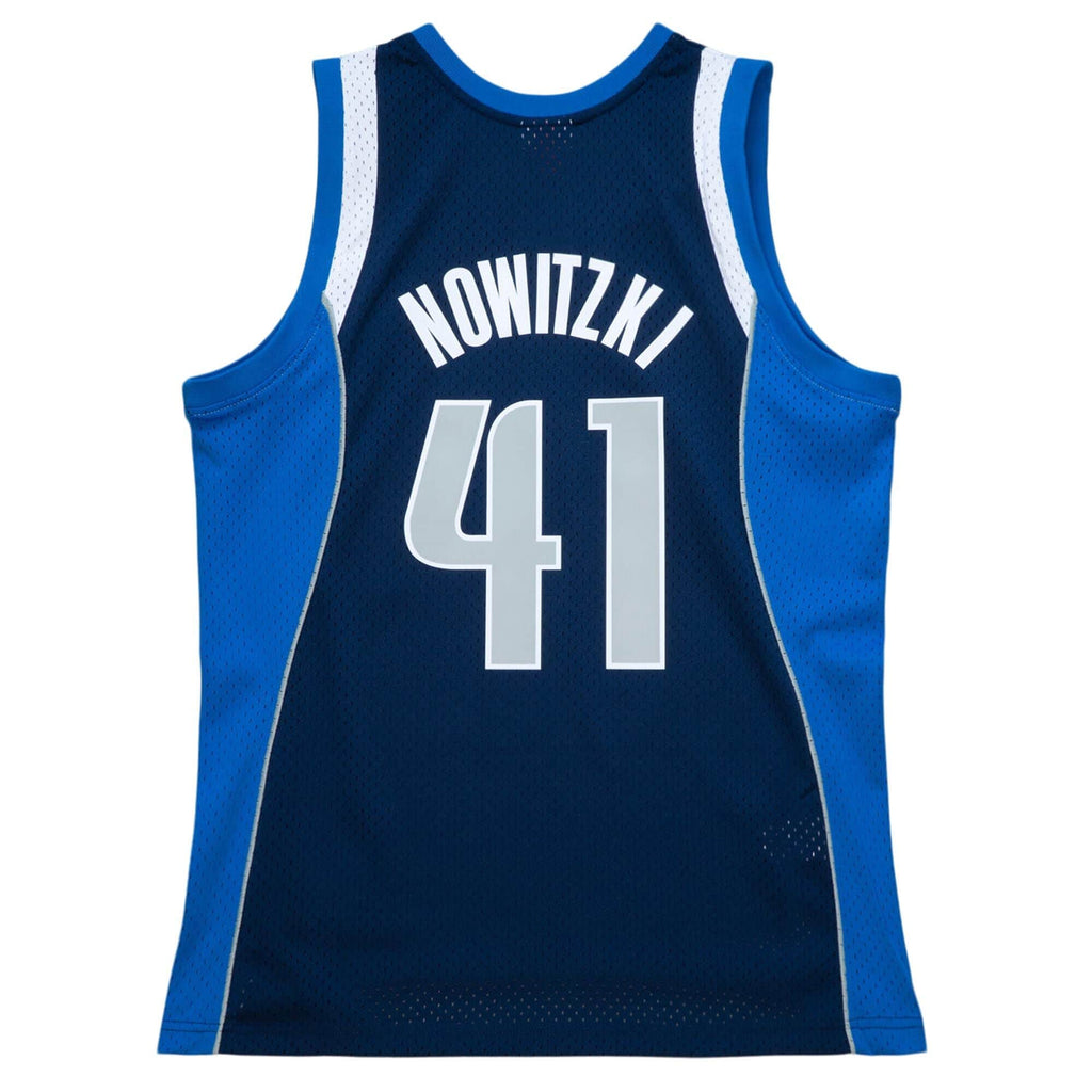 Dirk Nowitzki Dallas Mavericks NBA Mitchell & Ness Men Navy 2011-12 Hardwood Classics Swingman Jersey product image 1,