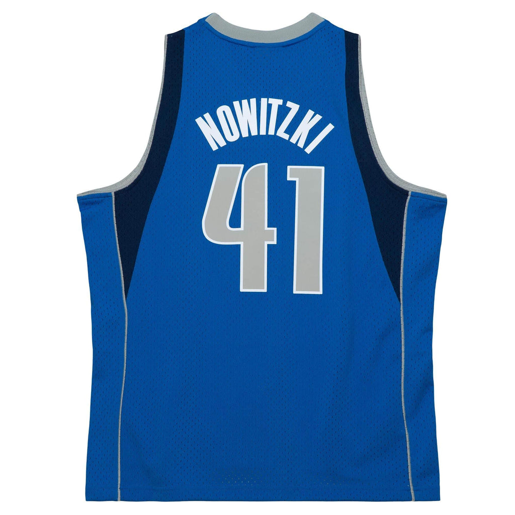 Dirk Nowitzki Dallas Mavericks NBA Mitchell & Ness Men Royal Blue 2010-11 Hardwood Classics Swingman Jersey product image 1,