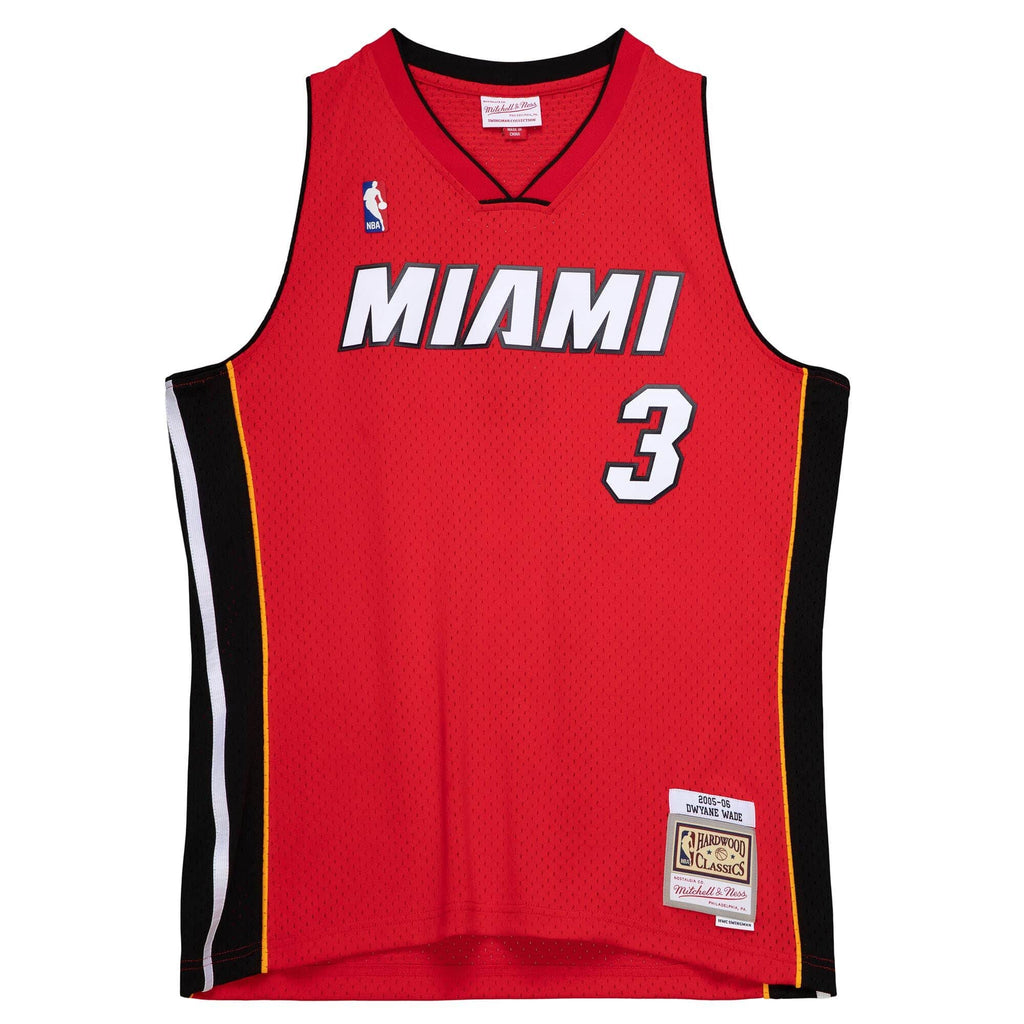 Dwyane Wade Miami Heat NBA Mitchell & Ness Men Red 2005-06 Hardwood Classics Swingman Jersey product image 2, provided for