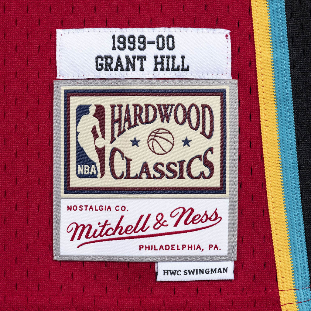 Grant Hill Detroit Pistons NBA Mitchell & Ness Men Red 1999-00 Hardwood Classics Swingman Jersey product image 3, provided