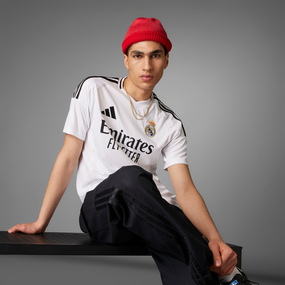 Real Madrid La Liga Adidas Men White 2024/25 Replica Jersey product image 9, provided for visual reference and product