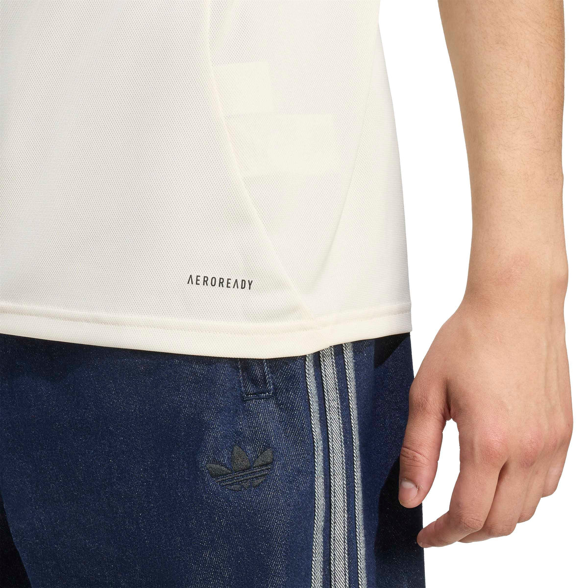 Liverpool FC EPL Adidas Men Beige 2025/26 Away Replica Jersey product image 7, provided for visual reference and product