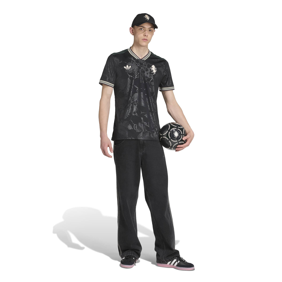 Juventus Serie A Adidas Men Black 2025/26 Replica Third Jersey product image 5, provided for visual reference and product