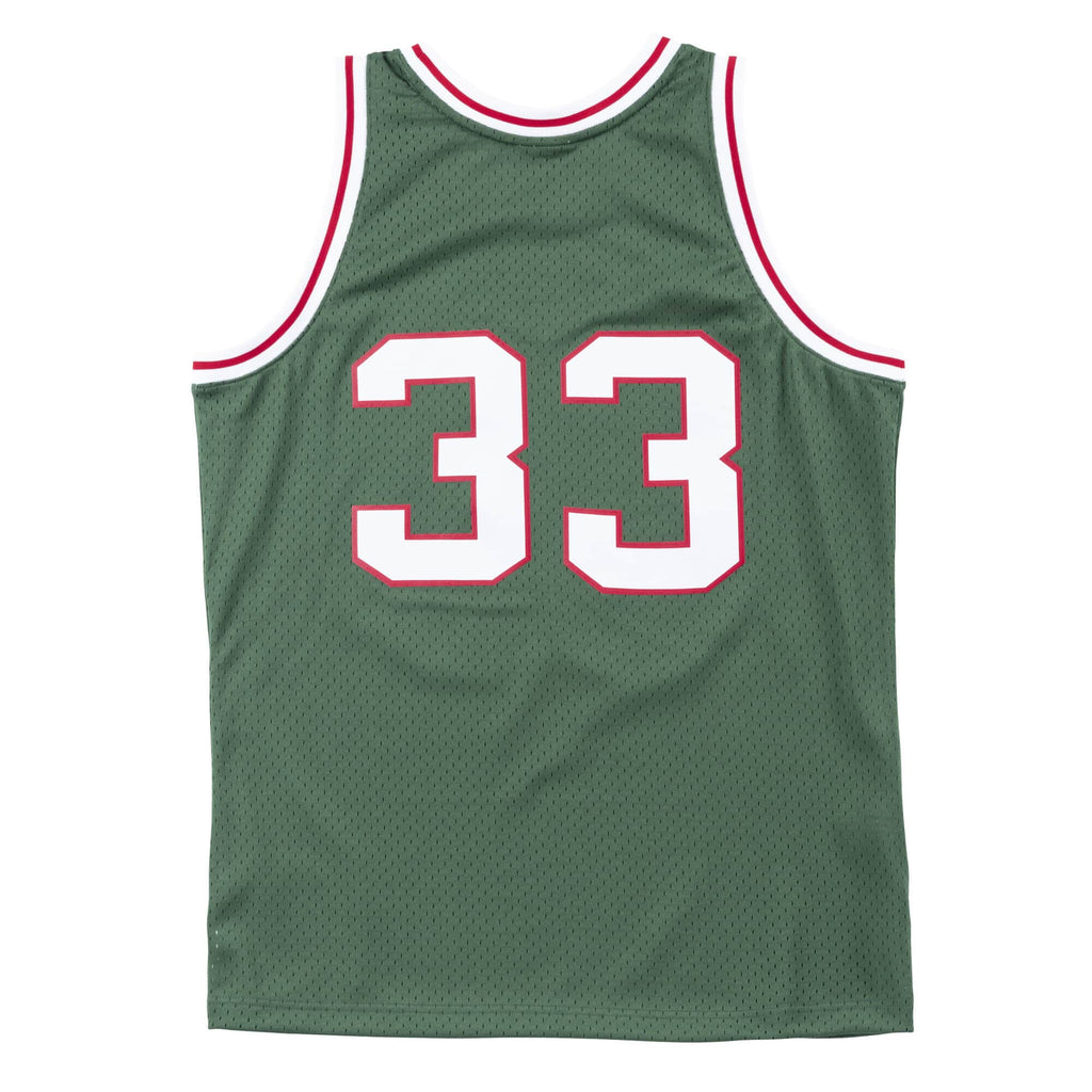 Kareem Abdul-Jabbar Milwaukee Bucks NBA Mitchell & Ness Men Green 1970-71 Hardwood Classics Swingman Jersey product image 2,