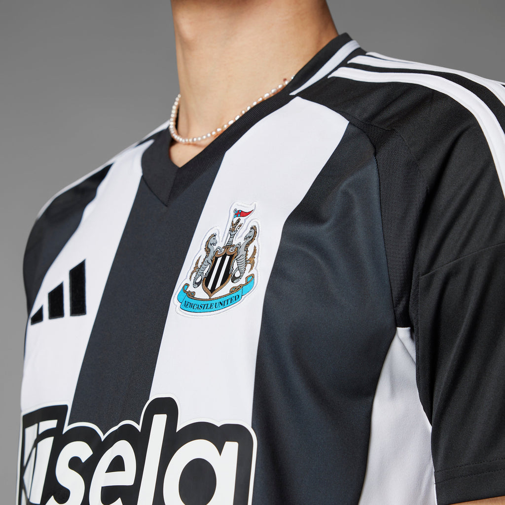 Newcastle United FC EPL Adidas Men White 2024/25 Replica Jersey product image 3, provided for visual reference and product