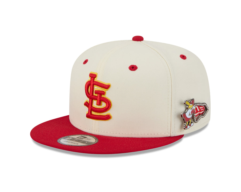 St. Louis Cardinals MLB New Era Men Cream/Red 9Fifty Mascot Pin Snapback product image 1, provided for visual reference and
