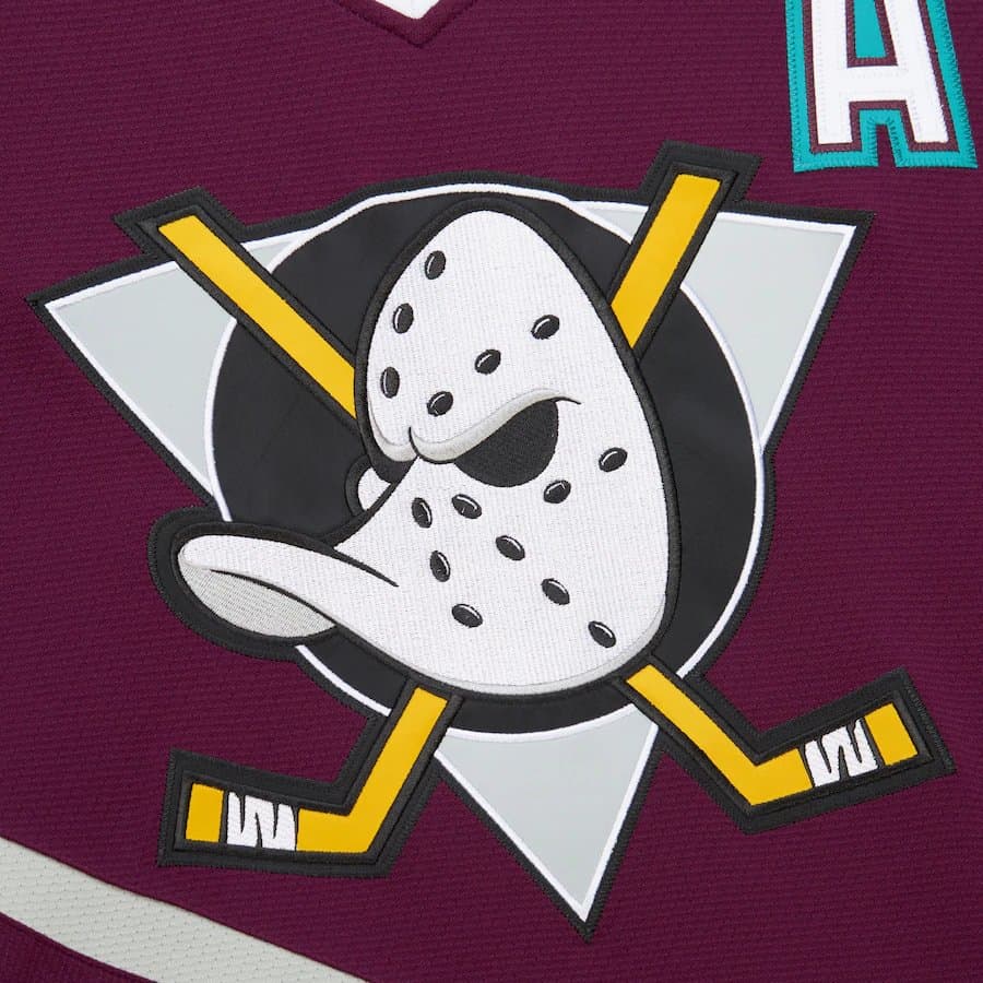 Teemu Selanne Anaheim Ducks NHL Mitchell & Ness Men Purple 1996-97 Power Play Authentic Jersey product image 3, provided for