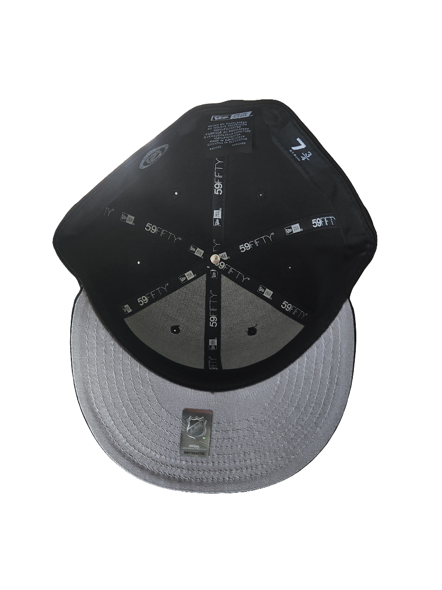 Toronto Maple Leafs NHL New Era Men Black on Black 59Fifty Fitted Hat product image 8, provided for visual reference and