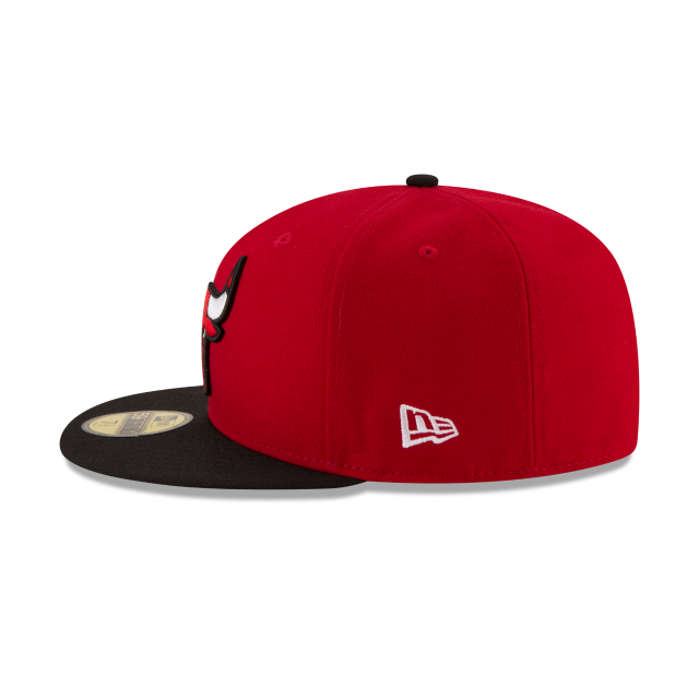 Chicago Bulls NBA New Era Men Red/Black 59Fifty Two Tone Fitted Hat product image 4, provided for visual reference and