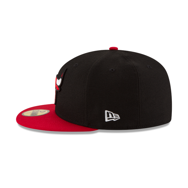 Chicago Bulls NBA New Era Men Black/Red 59Fifty Two Tone Fitted Hat product image 4, provided for visual reference and