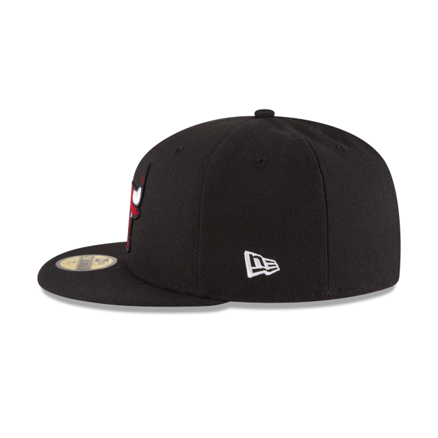 Chicago Bulls NBA New Era Men Black 59Fifty Alternate Fitted Hat product image 4, provided for visual reference and product