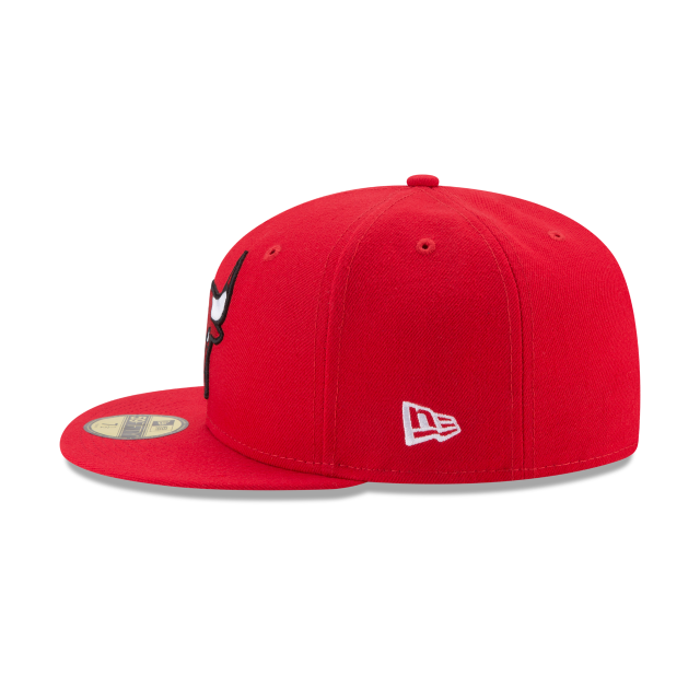 Chicago Bulls NBA New Era Men Red 59Fifty Basic Fitted Hat product image 4, provided for visual reference and product detail