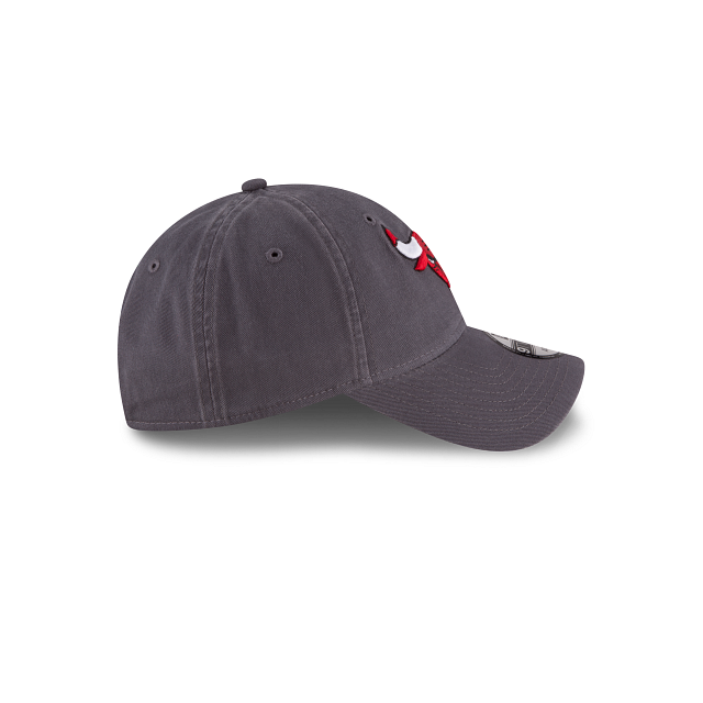 Chicago Bulls NBA New Era Men Grey 9Twenty Core Classic Adjustable Hat product image 3, provided for visual reference and