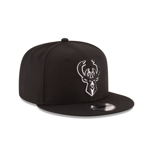 Milwaukee Bucks NBA New Era Men Black/White 9Fifty Basic Snapback product image 6, provided for visual reference and product