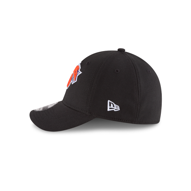 New York Knicks NBA New Era Men Black 39Thirty Team Classic Stretch Fit Hat product image 4, provided for visual reference