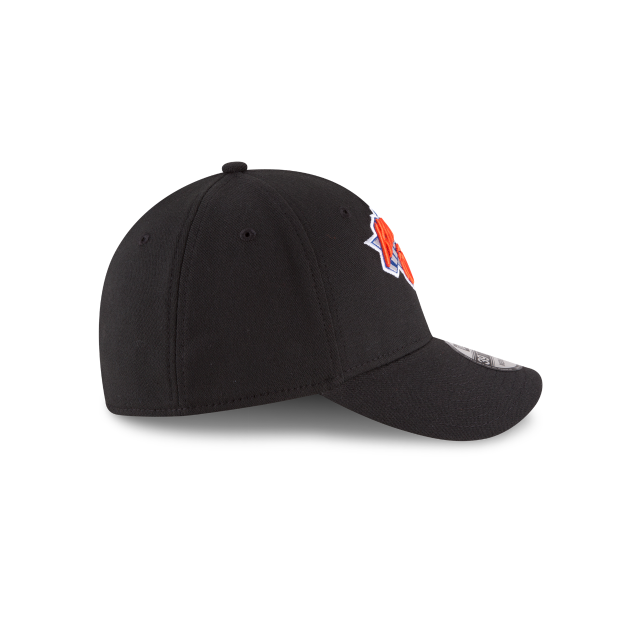 New York Knicks NBA New Era Men Black 39Thirty Team Classic Stretch Fit Hat product image 3, provided for visual reference