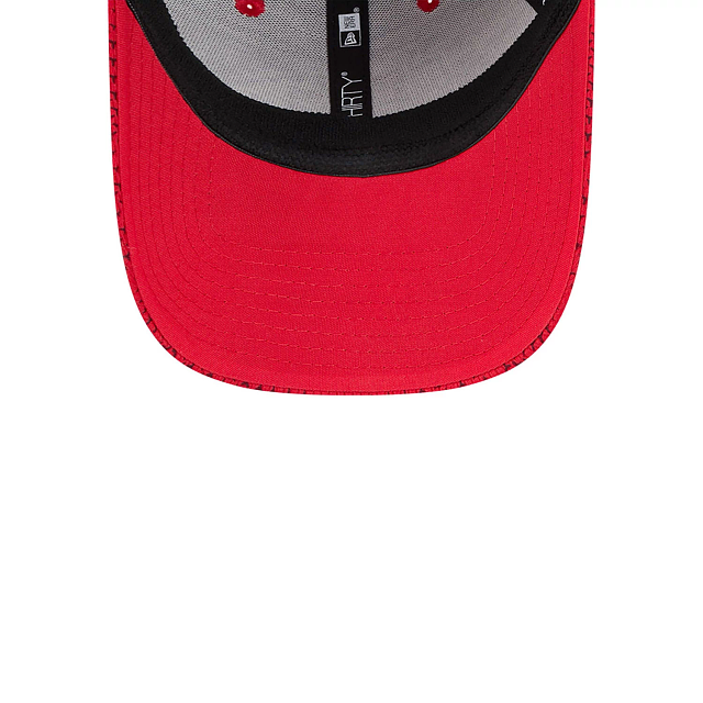 Kansas City Chiefs NFL New Era Men Red 39Thirty 2024 Sideline Stretch Fit Hat product image 7, provided for visual reference