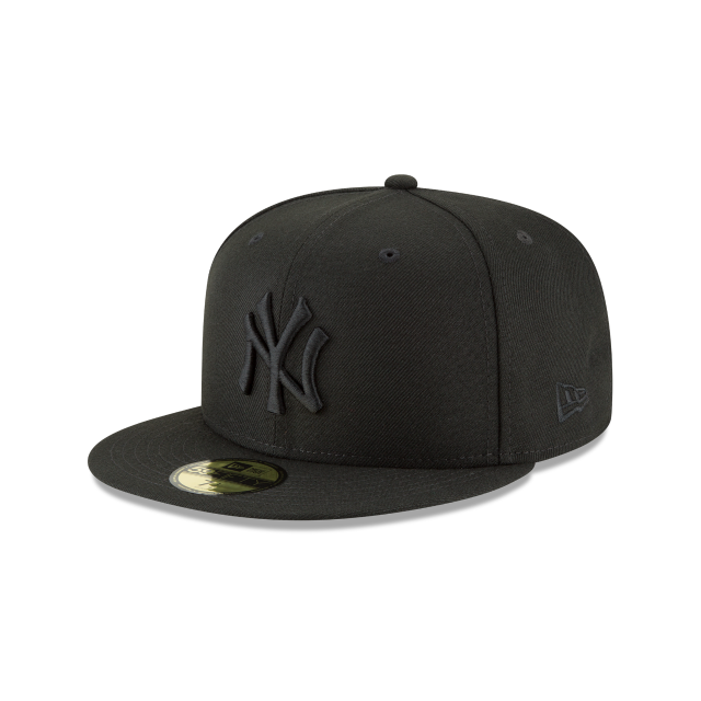 New York Yankees MLB New Era Men Black on Black 59Fifty Basic Fitted Hat product image 1, provided for visual reference and