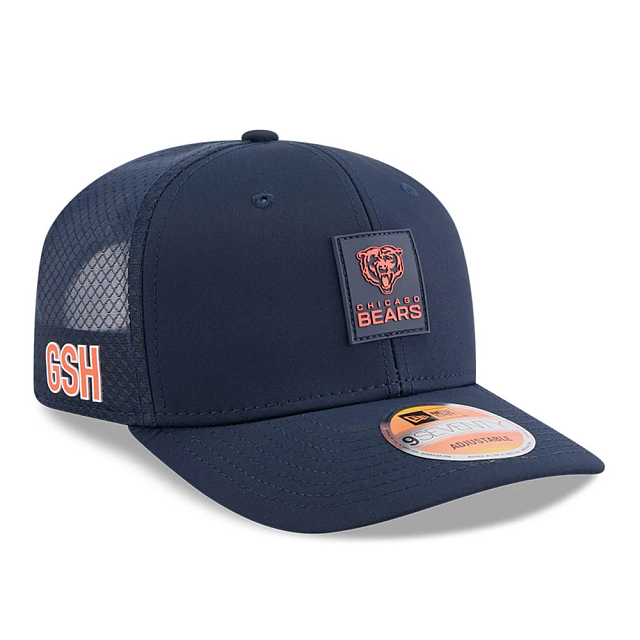 Chicago Bears NFL New Era Men Navy 9Seventy 2025 Sideline Hot Weather Trucker Snapback product image 2, provided for visual