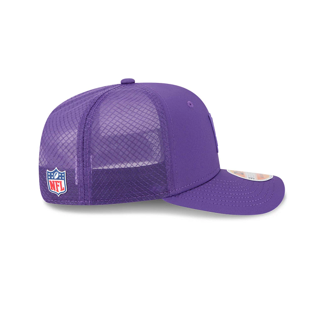 Minnesota Vikings NFL New Era Men Purple 9Seventy 2025 Sideline Hot Weather Trucker Snapback product image 6, provided for