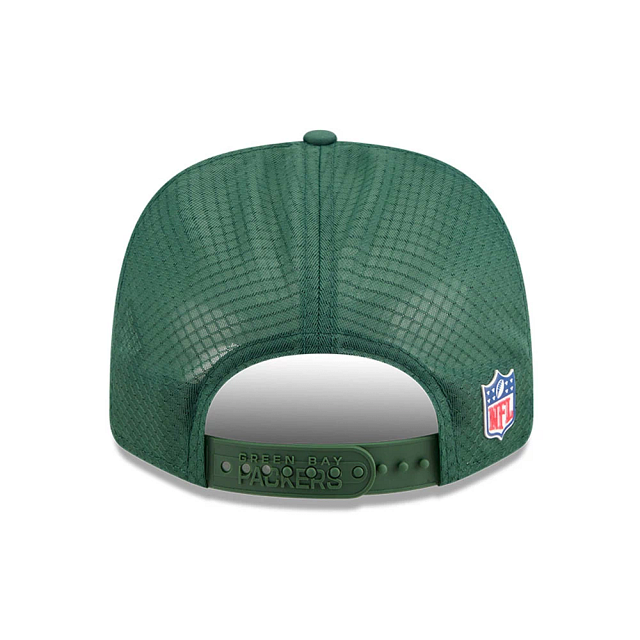 Green Bay Packers NFL New Era Men Green 9Seventy 2025 Sideline Hot Weather Trucker Snapback product image 2, provided for