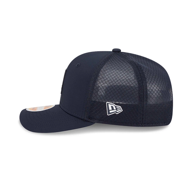 Houston Texans NFL New Era Men Navy 9Seventy 2025 Sideline Hot Weather Trucker Snapback product image 6, provided for visual