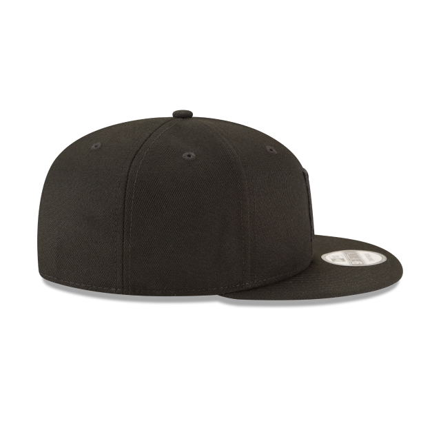 Pittsburgh Pirates MLB New Era Men Black on Black White 9Fifty Basic Snapback product image 3, provided for visual reference