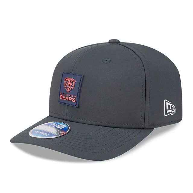 Chicago Bears NFL New Era Men Charcoal 9Seventy 2025 Sideline Stretch Snapback product image 4, provided for visual