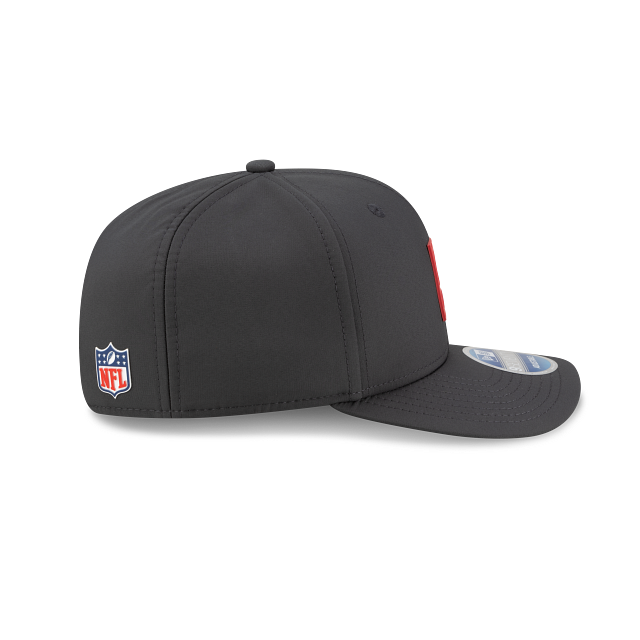 Kansas City Chiefs NFL New Era Men Charcoal 9Seventy 2025 Sideline Stretch Snapback product image 6, provided for visual