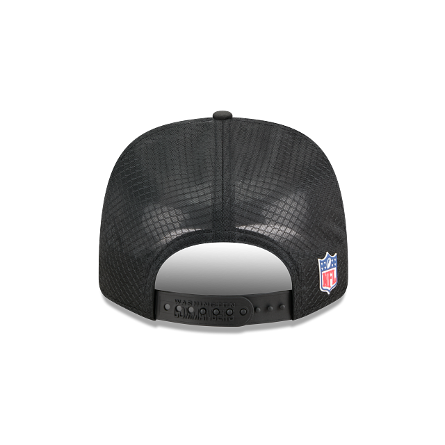Washington Commanders NFL New Era Men Charcoal 9Seventy 2025 Sideline Hot Weather Trucker Snapback product image 2, provided