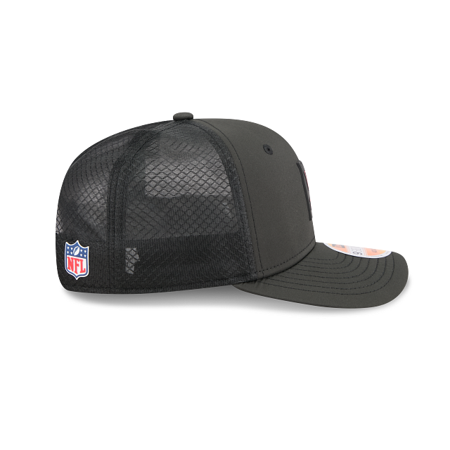 Washington Commanders NFL New Era Men Charcoal 9Seventy 2025 Sideline Hot Weather Trucker Snapback product image 6, provided