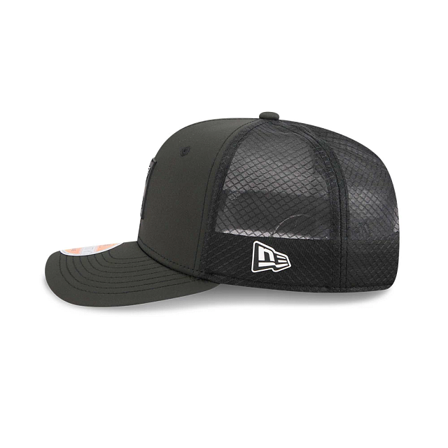 Philadelphia Eagles NFL New Era Men Charcoal 9Seventy 2025 Sideline Hot Weather Trucker Snapback product image 7, provided