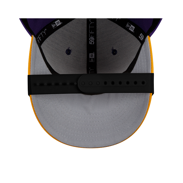 New Era Cap Black Visor Curve product image 2, provided for visual reference and product detail review