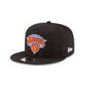 New York Knicks NBA New Era Men Black 9Fifty Basic Snapback product image 1, provided for visual reference and product