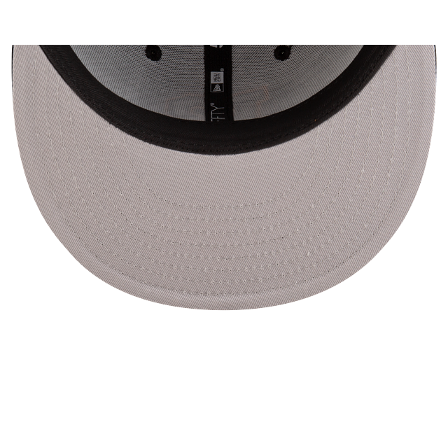 Boston Bruins NHL New Era Men Black Vintage Collection 59Fifty Fitted Hat product image 5, provided for visual reference and
