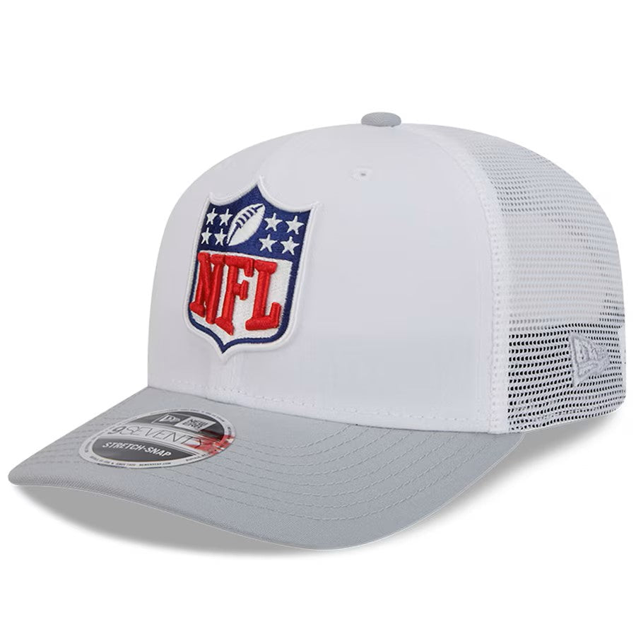 NFL Logo New Era Men White/Grey 9Seventy 2024 NFL Training Camp Stretch Snapback product image 1, provided for visual